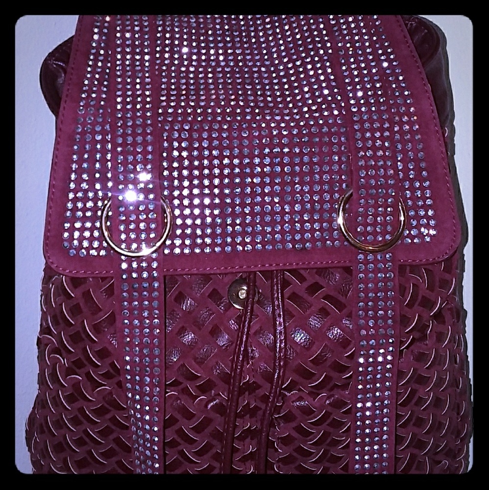 BURGUNDY STUDDED BACKPACK